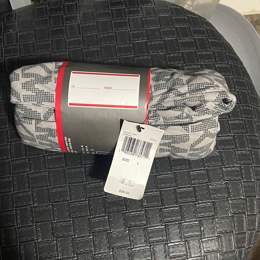 NEW Michael Kors Gray Knit Lounge Pants SIZE LARGE